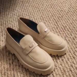 VALENTINA RANGONI Suede Light Gray Suede Loafers Size 7